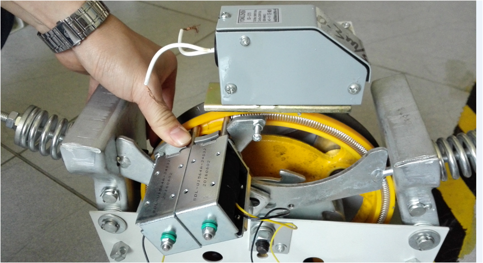 15323302386482.png 757132812592689356.png